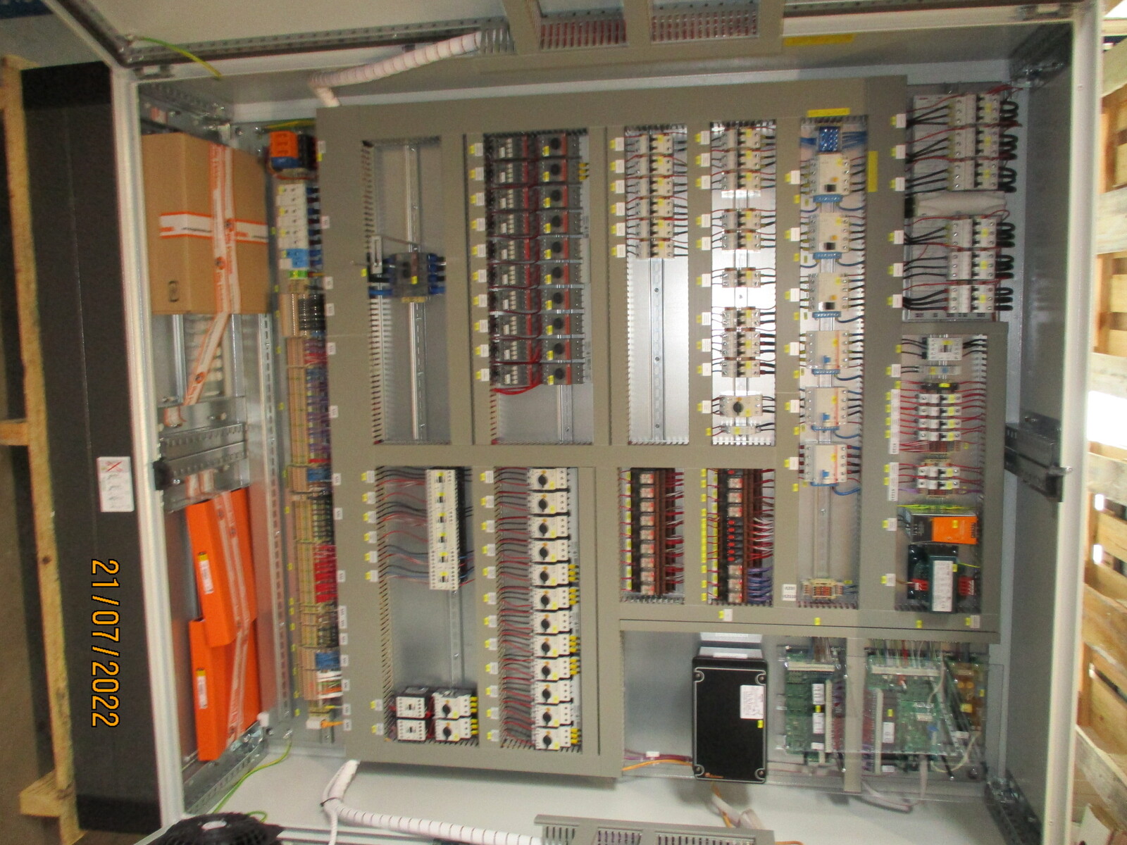 Control cabinet broiler vent/feed/lighting Viper internal